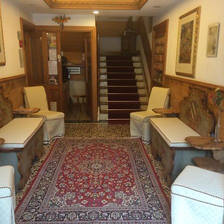 Hotel Erika Auronzo di Cadore Eksteriør bilde